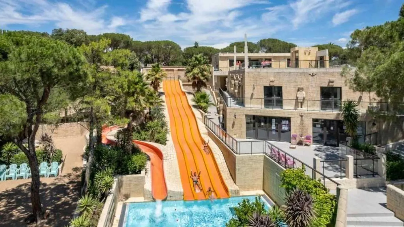 Campsite Camping 5 Etoiles - Parc Aquatique - Eebaff Le Muy